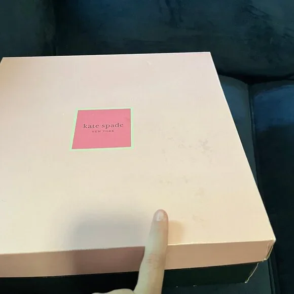 Kate Spade Size 8 Tan with Bow Detailing Winter “Marie” Boots - Picture 8 of 8